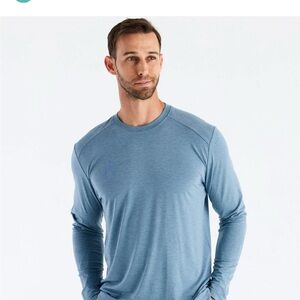 NWT Free Fly Men’s Bamboo Shade Long Sleeve shirt, size Medium